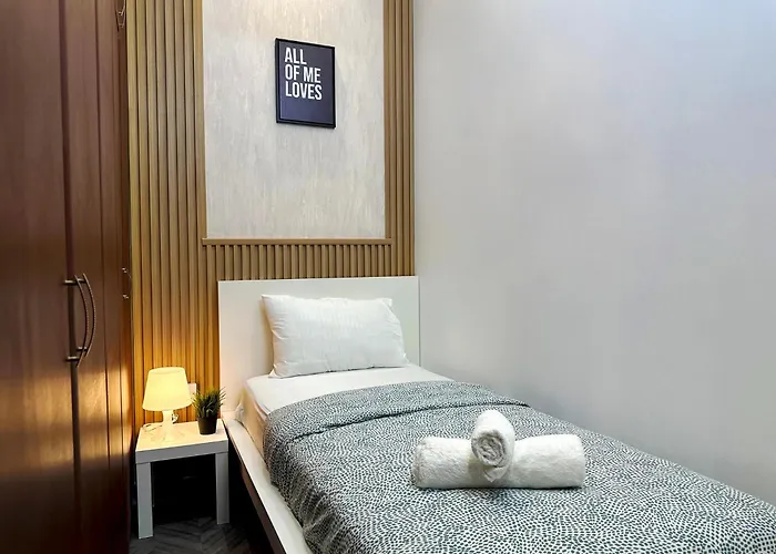 Canvas Partition Room In Barsha Heights Near Metro