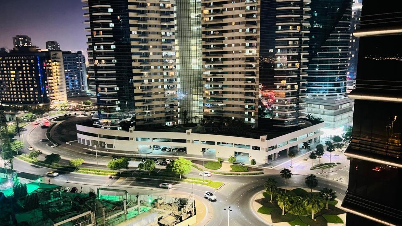 منزل للإقامة Canvas Partition In Barsha Heights Near Metro دبي