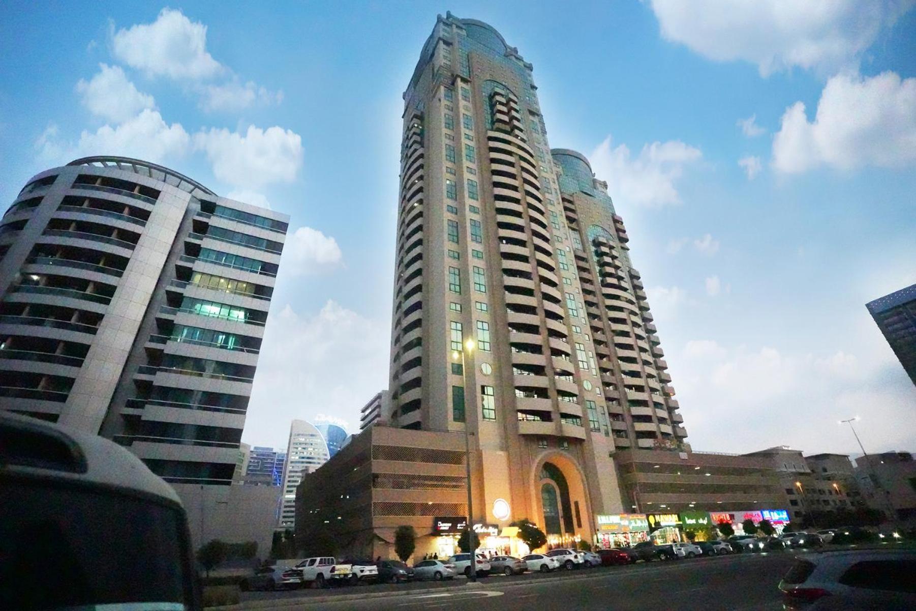 Canvas Partition In Barsha Heights Near Metro