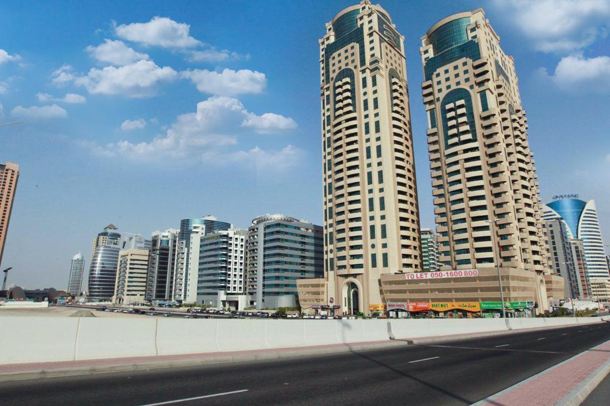 منزل للإقامة Canvas Partition In Barsha Heights Near Metro دبي